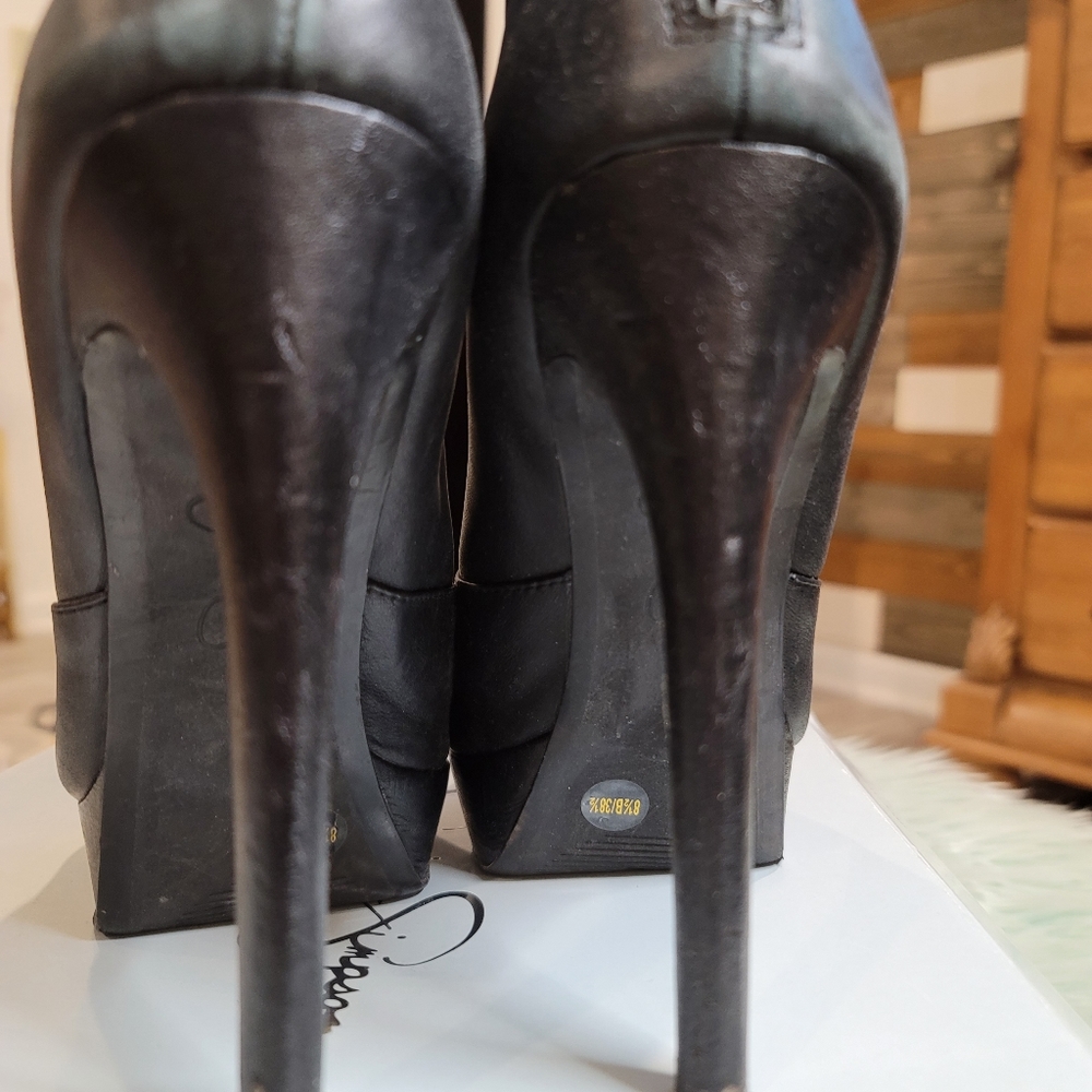 Jessica Simpson Bootie